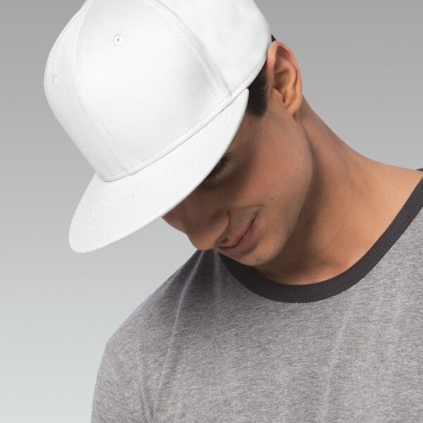 NEW ERA® FLAT BILL SNAPBACK CAP Thumbnail